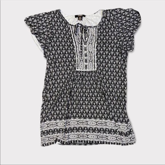 Dalia | Black and White Peasant Blouse - Picture 1 of 3